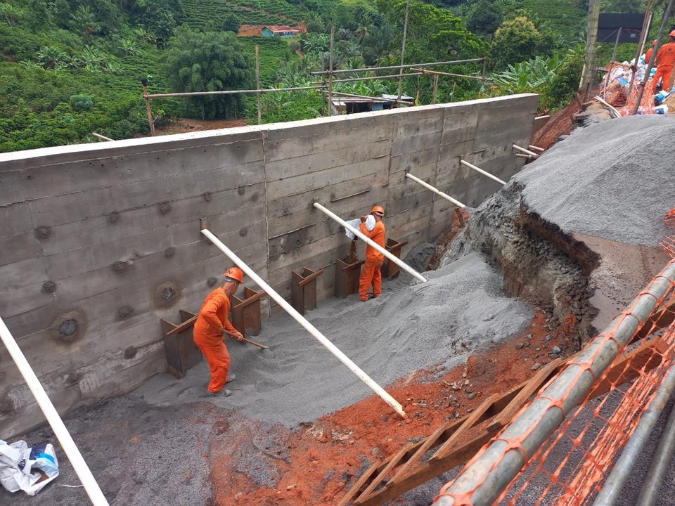 ES-261: obras no Km 97 entre Santa Teresa e Fundão estão bem adiantadas